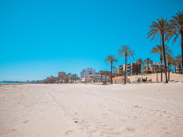 Vista aérea de la Playa de San Juan y Muchavista en Alicante