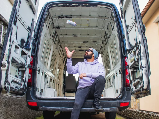 REPARAR EL ÓXIDO DE TU FURGONETA, LIMPIEZA Y PINTURA