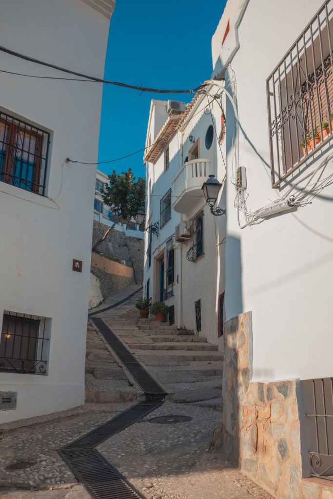Cuestas empedradas del casco antiguo de Altea